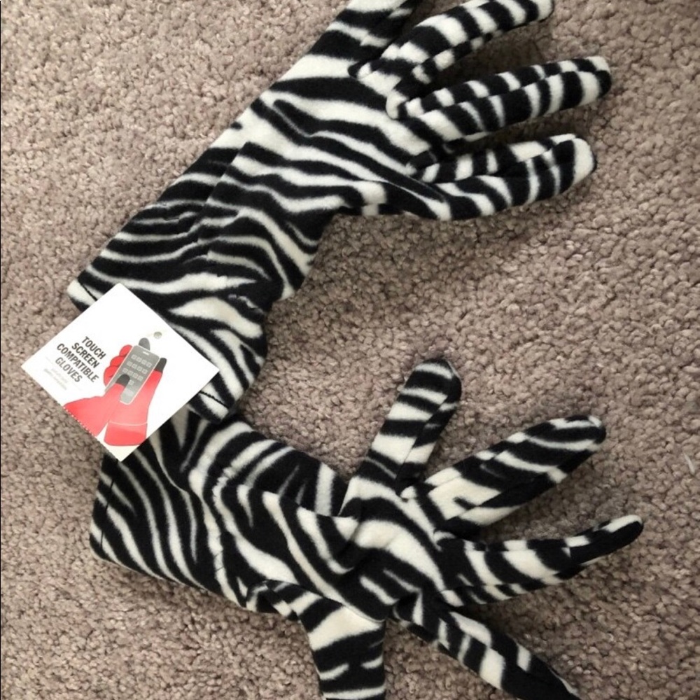 Nwt gloves